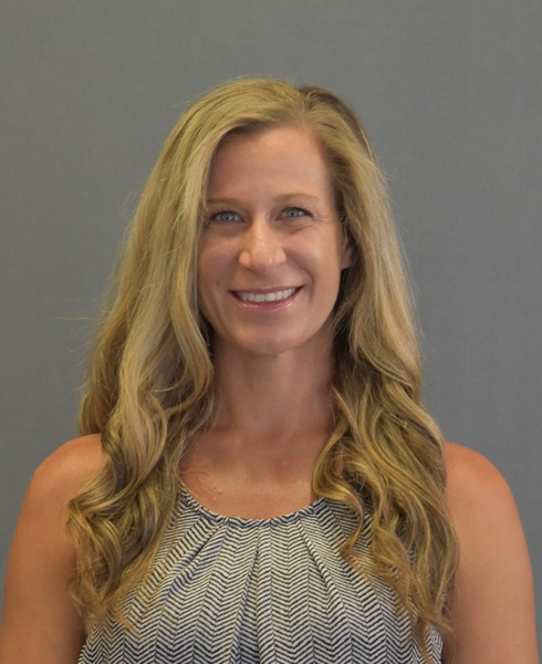 HEAD COACH LATONIA BRADY